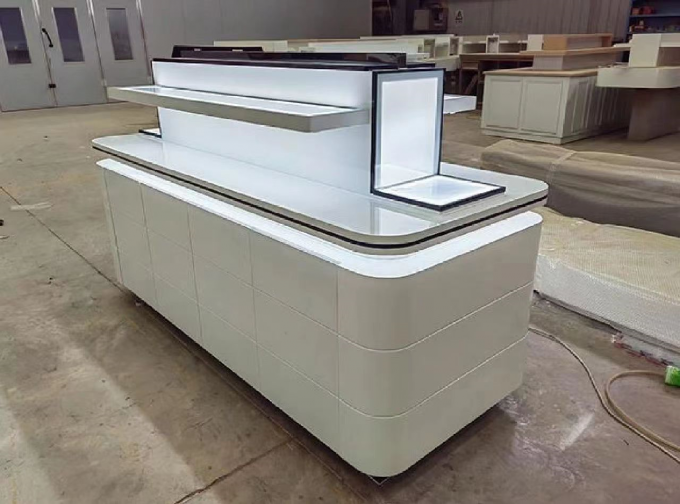 Fashion Anti Rust Luxury Display Cabinets Hardware Showcase Cosmetic Display Cases Shopping Mall 4