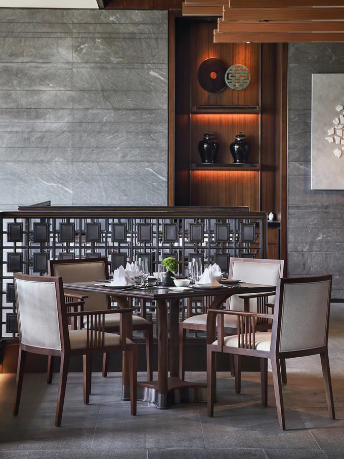 Solid Wood Modern Restaurant Chair Backrest Fabric Upholstered Dining Chair 0