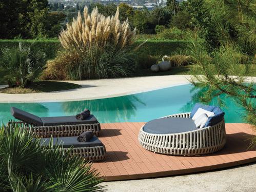Luxury Hotel Outdoor Rattan Round Bed Alfresco Lounger Sofa 1