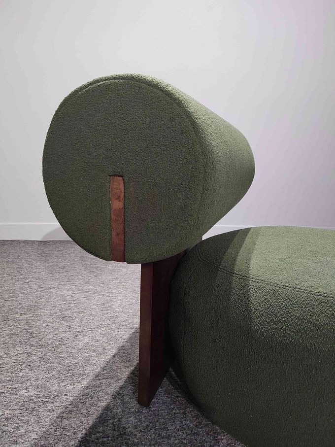 Light Luxury Hotel Furniture Creative Living Room Solid Wood Single Lazy Sofa 0