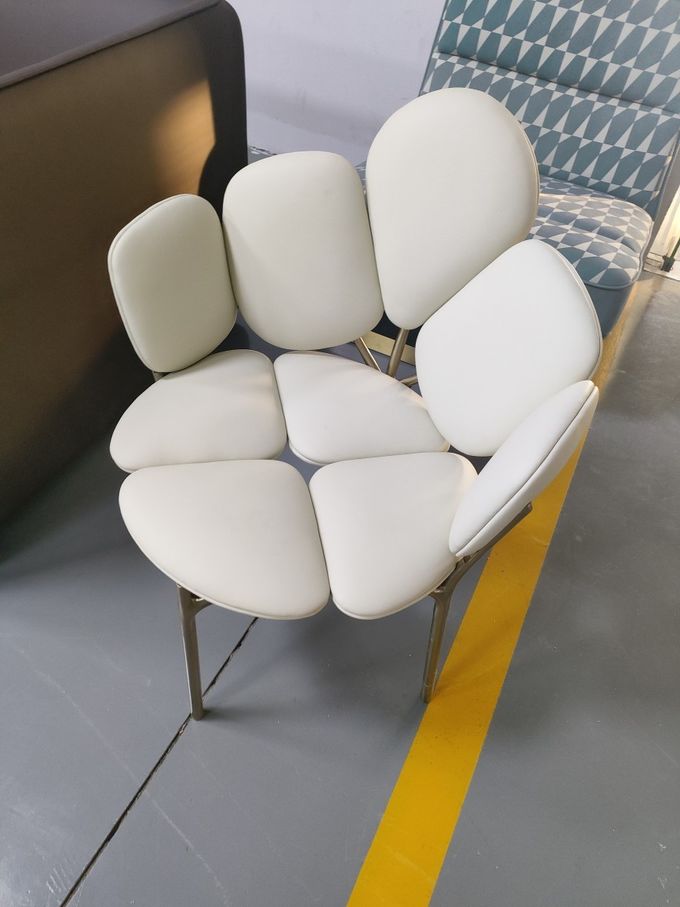 Nordic Hotel Restaurant Furniture Dining Room Petal Shaped Stainless Steel Minimalist Dining Chair 5