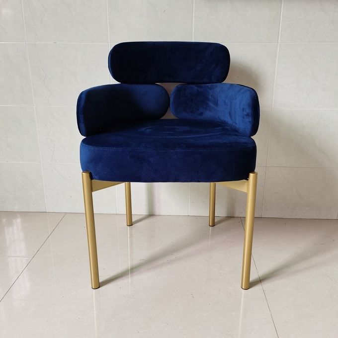 Light Luxury Creative Hotel Restaurant Furniture Metal Art Velvet Armrest Dining Chair 3
