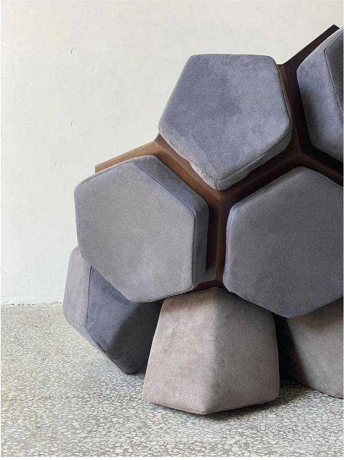 New Designer Creative Molecular Ball Sofa Chair With Velvet Fabric 0