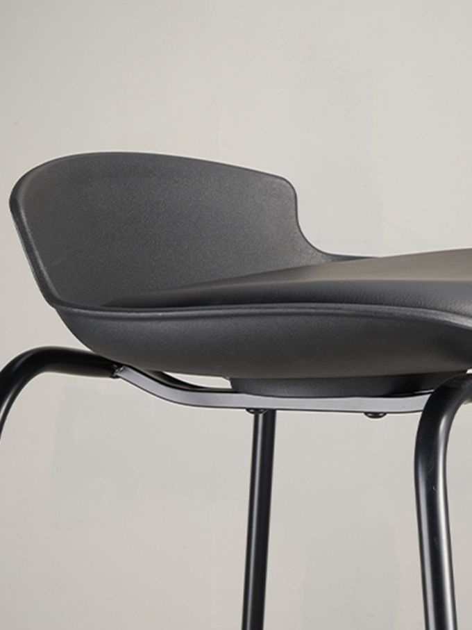 Classic Black Bar Stool Light Weight And Sophisticated Leather Bar Chairs 1