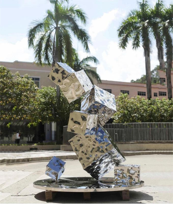 Silver color Hotel Lobby Sculpture Geometric Water Waves Three Dimensional Rubik'S Cube Sculpture 3