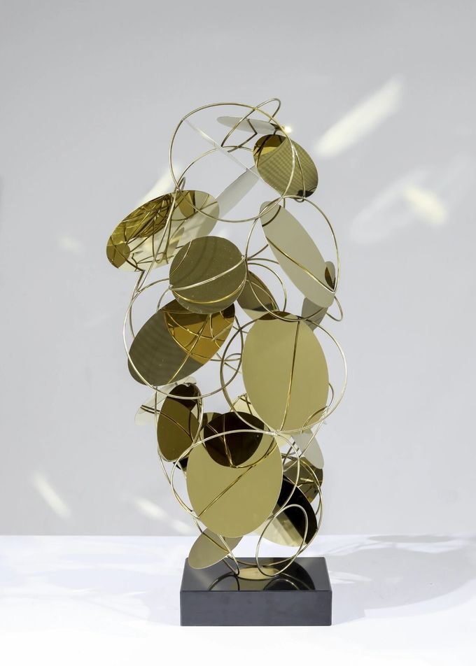 Sweet Design Modern Luxury Stainless Steel Rose Gold Floor Sculpture For Decor 7