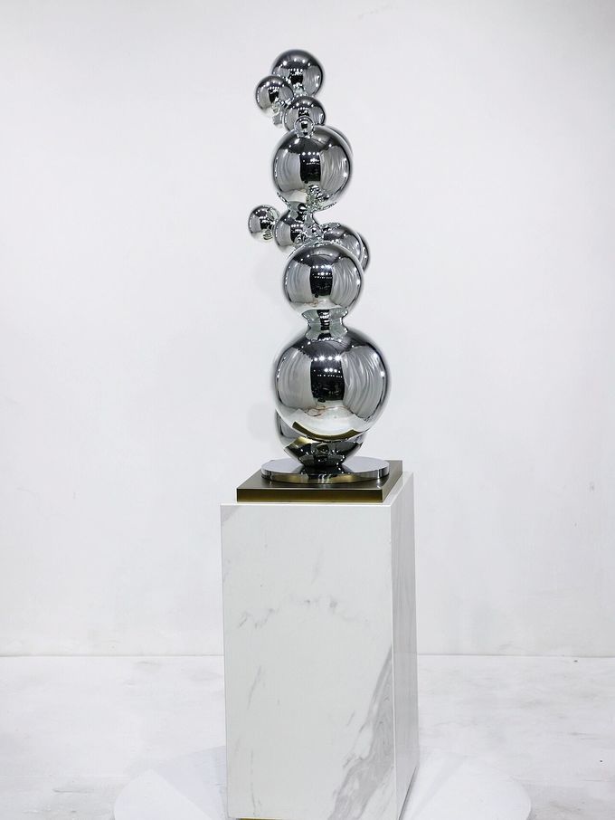 Bubble Sculpture Modern Quality Metal Mirrored Finish Hotel Corner Console 4
