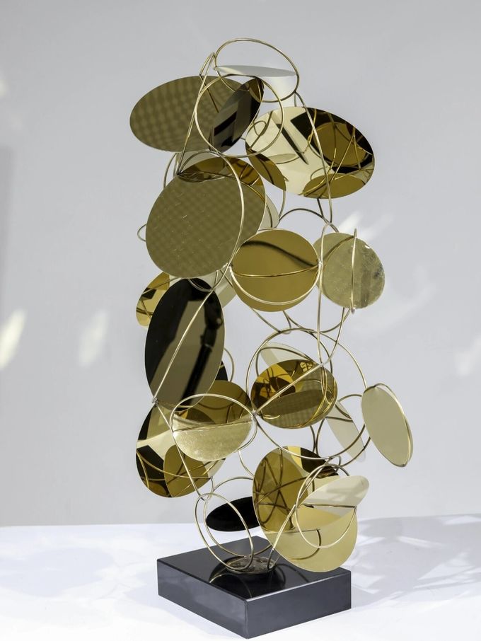 Sweet Design Modern Luxury Stainless Steel Rose Gold Floor Sculpture For Decor 5