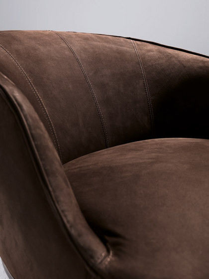 Custom Star Hotel Guest Exclusive Armchair With Fabric Option And Wood Legs 4