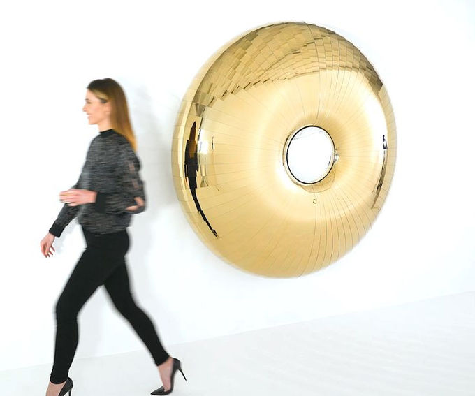 High-Tech Vacuum Electroplated Gold Wall Wine Cabinet Restaurant Villa Accent 6