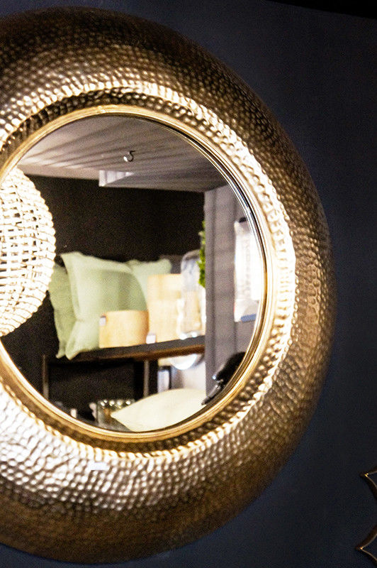 Custom Gold Hammered Scalloped Round Mirror For Hotel Villa Rooms 4