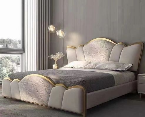 Buy Luxurious Hotel Bedroom Furniture Solid Wood King Size Beds online manufacture